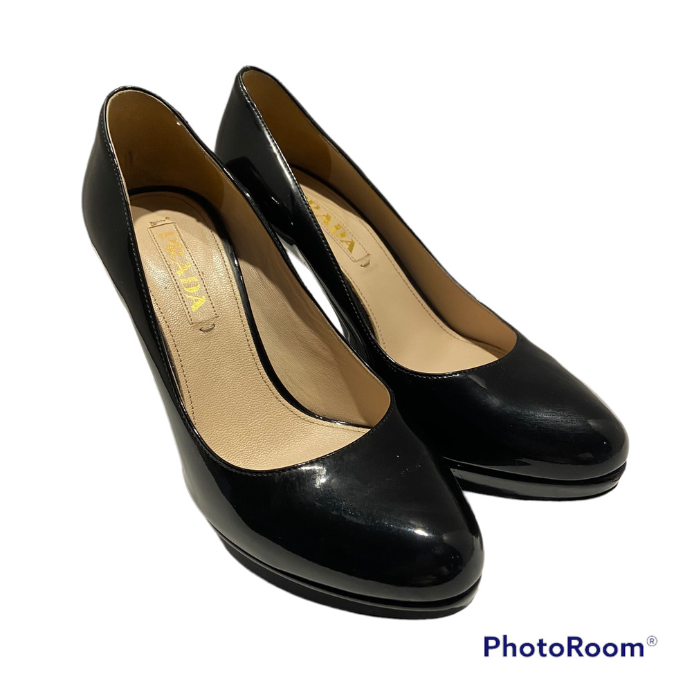 Prada Black Patent Leather Heels Pumps Shoes Sz 37.5 / 7.5